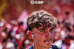 一步步創造歷史！道曼以16歲144天，打破英超最年輕首發紀錄