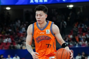首節10分搶開局！張鎮麟半場6中4拿10分2板1助1斷1帽填滿數據欄