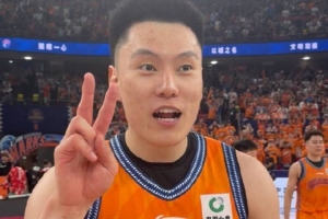還要兩場！李弘權賽后興奮大喊：Two More（再贏兩場）！