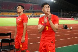 北青談國(guó)足名單：調(diào)整幅度近40%；戴偉浚等回歸因近期狀態(tài)不錯(cuò)