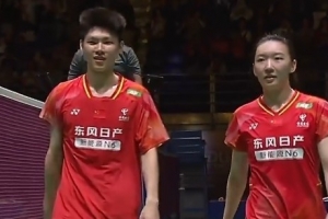國(guó)羽六戰(zhàn)全勝！新加坡賽1/4決賽戰(zhàn)報(bào)：陳雨菲、梁偉鏗組合均取勝