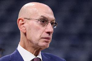Shams：NBA董事會(huì)反擺爛新規(guī)29票贊成1票反對(duì) 灰熊成唯一反對(duì)票！