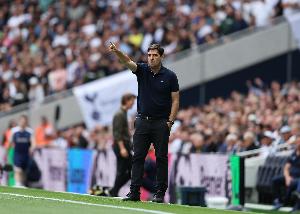 記者：伊勞拉已收到水晶宮邀約，但他目前優先考慮利物浦的職位