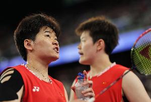 新加坡羽毛球公開賽賽果：國羽包攬女雙冠亞，其他四項均未進決賽