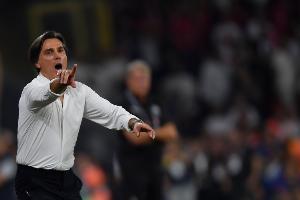 蒙特拉：我全身心投入到土耳其國(guó)家隊(duì)，不想回應(yīng)和費(fèi)內(nèi)巴切的緋聞